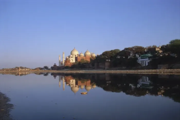 Framed Print : The Taj Mahal seen from across the Jumna (Yamuna) River Framed Print : The Taj Mahal seen from across the Jumna (Yamuna) River