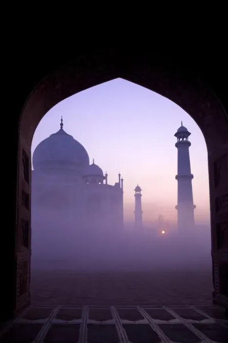 Framed Print : Taj Mahal at sunrise, UNESCO World Heritage Site, Agra, Uttar Pradesh, India, Asia Framed Print : Taj Mahal at sunrise, UNESCO World Heritage Site, Agra, Uttar Pradesh, India, Asia