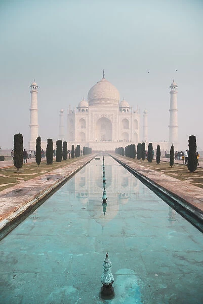 The Taj Mahal and its turquoise water at dawn, UNESCO World Heritage Site, Agra