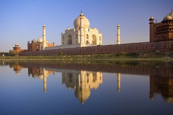 Taj Mahal, UNESCO World Heritage Site, reflected in the Yamuna River, Agra, Uttar Pradesh, India, Asia