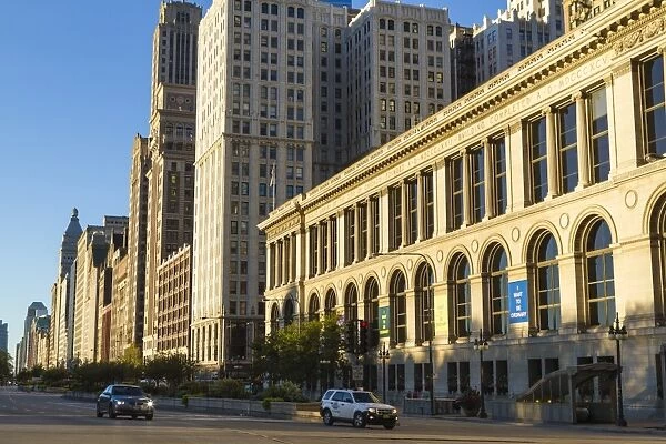 Tall buildings on North Michigan Avenue, Chicago, Illinois, United States of America, North America
