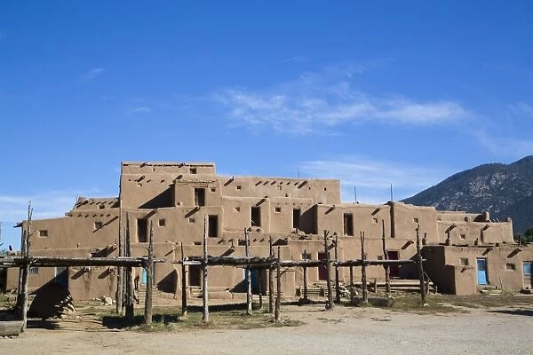 Taos Pueblo, UNESCO World Heritage Site, Pueblo dates to 1000 AD, New Mexico, United