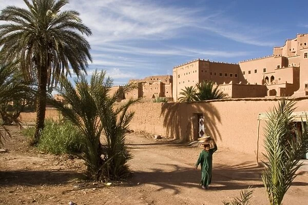 Taourirt Kasbah (mud fortress), Ouarzazate, Atlas mountains, Morocco, North Africa