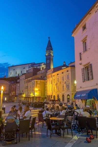 Tartinijev trg (Tartini Square), Church of St. George (Cerkev sv. Jurija), Old Town, Piran, Primorska, Slovenian Istria, Slovenia, Europe