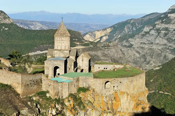 Framed Print : Tatev monastery standing on the edge of a deep gorge of the Vorotan River, Syunik Province in southeastern Armenia, Eurasia Framed Print : Tatev monastery standing on the edge of a deep gorge of the Vorotan River, Syunik Province in southeastern Armenia, Eurasia