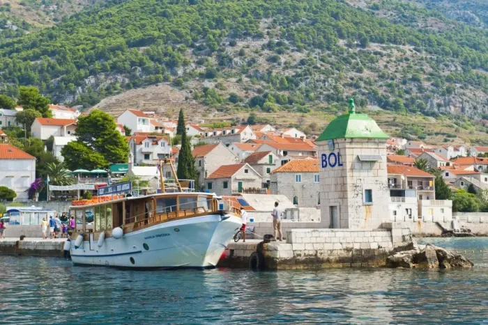 Framed Print : Taxi boat to Zlatni Rat Beach, Bol Town, Brac Island, Dalmatian Coast, Adriatic, Croatia, Europe Framed Print : Taxi boat to Zlatni Rat Beach, Bol Town, Brac Island, Dalmatian Coast, Adriatic, Croatia, Europe
