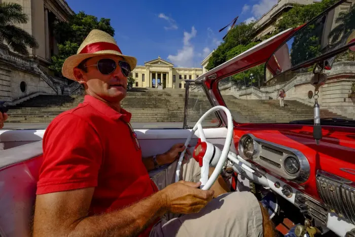 Framed Print : Taxi driver stops in front of the stairs of University of Havana where Fidel Castro gave Framed Print : Taxi driver stops in front of the stairs of University of Havana where Fidel Castro gave