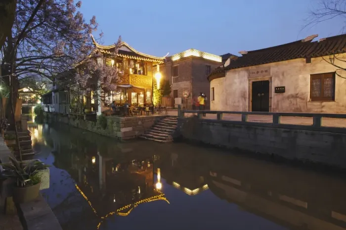 Framed Print : Teahouse at dusk along canal, Suzhou, Jiangsu, China, Asia Framed Print : Teahouse at dusk along canal, Suzhou, Jiangsu, China, Asia
