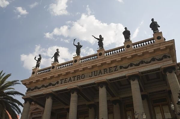Teatro Juarez, theatre famous for its architectural mixtures in Guanajuato