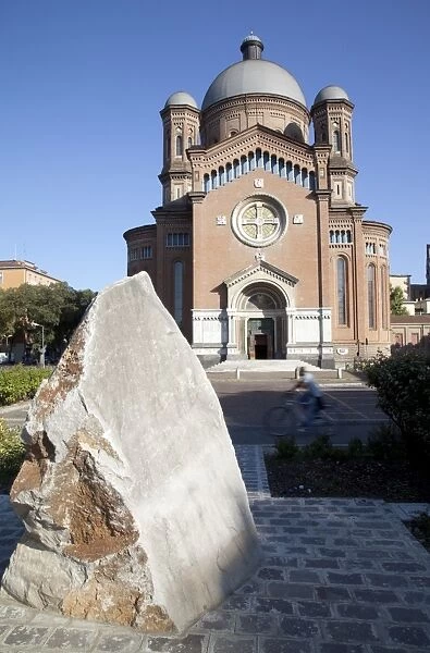 Tempio Monumentale ai Caduti, Modena, Emilia Romagna, Italy, Europe