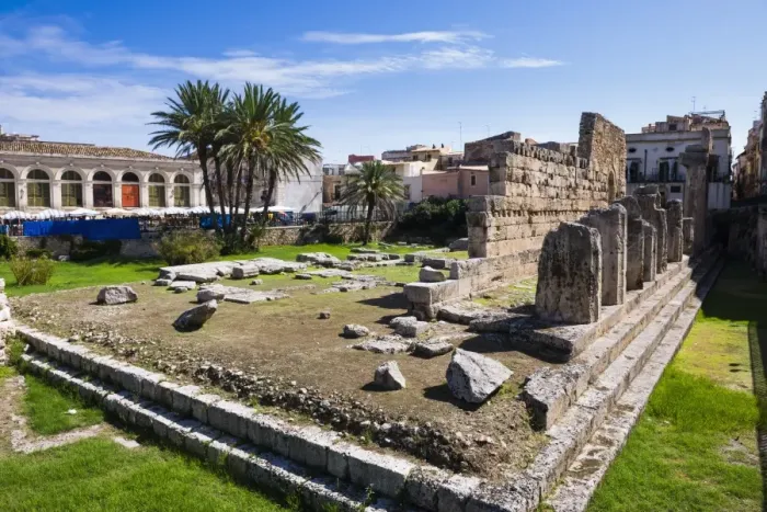 Framed Print : Temple of Apollo (Tempio di Apollo), Ortigia (Ortygia), Syracuse (Siracusa), UNESCO World Heritage Site, Sicily, Italy, Europe Framed Print : Temple of Apollo (Tempio di Apollo), Ortigia (Ortygia), Syracuse (Siracusa), UNESCO World Heritage Site, Sicily, Italy, Europe
