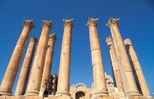 The Temple of Artemis, built in the 2nd century AD, Jerash, Jordan, Middle East