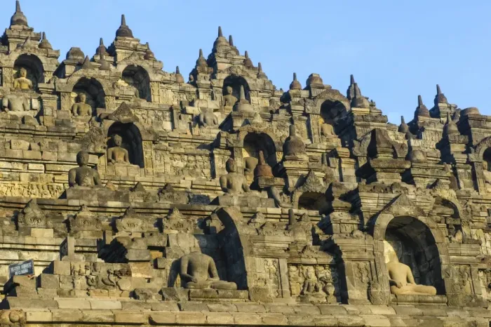 Framed Print : The temple complex of Borobodur, UNESCO World Heritage Site, Java, Indonesia, Southeast Asia, Asia Framed Print : The temple complex of Borobodur, UNESCO World Heritage Site, Java, Indonesia, Southeast Asia, Asia