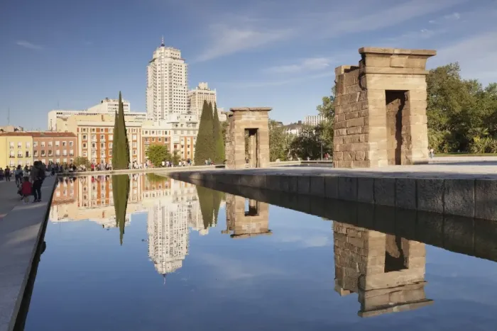 Framed Print : Temple of Debod (Templo de Debod), Parque del Oeste, Edificio Espana tower in the background Framed Print : Temple of Debod (Templo de Debod), Parque del Oeste, Edificio Espana tower in the background