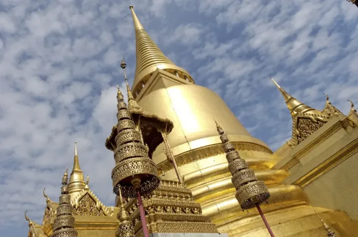Framed Print : The Temple of the Emerald Buddha Framed Print : The Temple of the Emerald Buddha