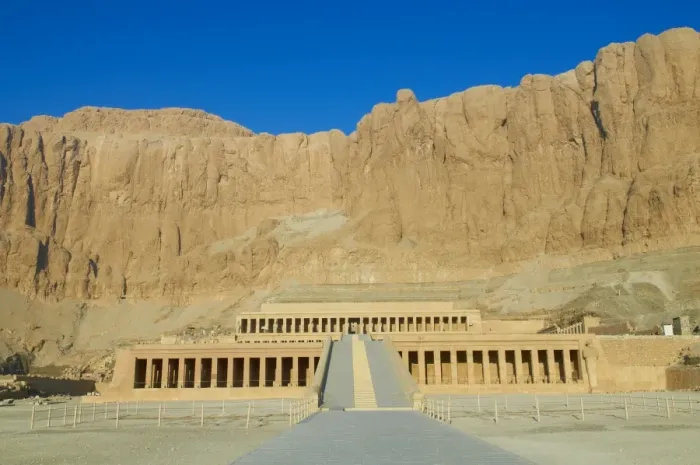 Framed Print : Temple of Hatshepsut, Deir el Bahari, Thebes, UNESCO World Heritage Site, Egypt, North Africa, Africa Framed Print : Temple of Hatshepsut, Deir el Bahari, Thebes, UNESCO World Heritage Site, Egypt, North Africa, Africa