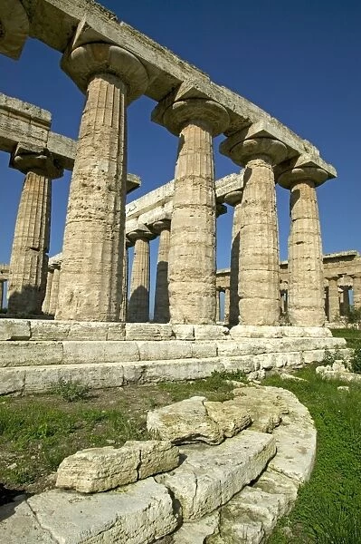 Temple of Hera (Basilica)