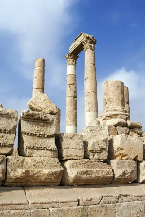 Framed Print : Temple of Hercules, the Citadel, Amman, Jordan, Middle East Framed Print : Temple of Hercules, the Citadel, Amman, Jordan, Middle East