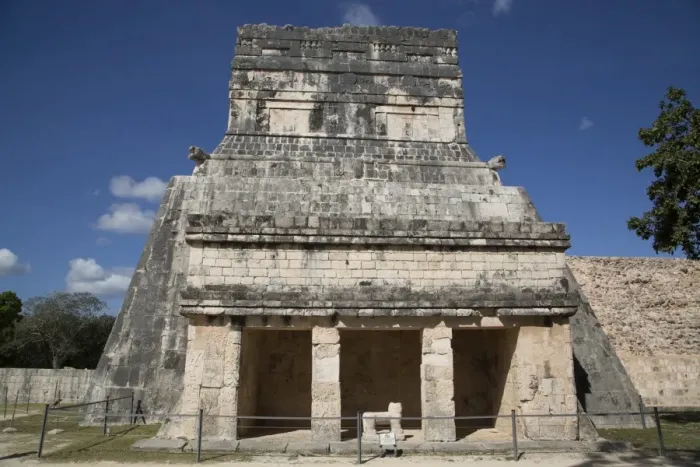 Framed Print : Temple of the Jaguars and Shields, Chichen Itza, UNESCO World Heritage Site, Yucatan Framed Print : Temple of the Jaguars and Shields, Chichen Itza, UNESCO World Heritage Site, Yucatan