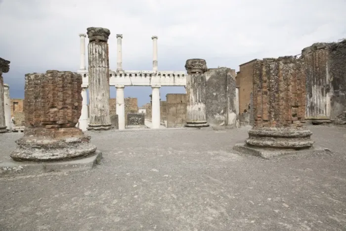 Framed Print : In the Temple of Jupiter, Pompeii, UNESCO World Heritage Site, Campania, Italy, Europe Framed Print : In the Temple of Jupiter, Pompeii, UNESCO World Heritage Site, Campania, Italy, Europe