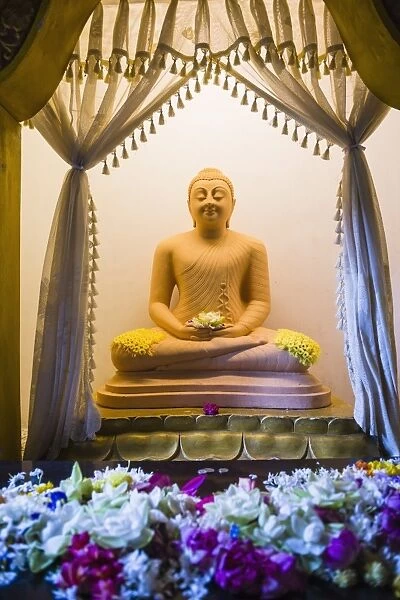 Temple of the Sacred Tooth Relic (Sri Dalada Maligawa), Buddha statue in a lotus position, Kandy, Sri Lanka, Asia