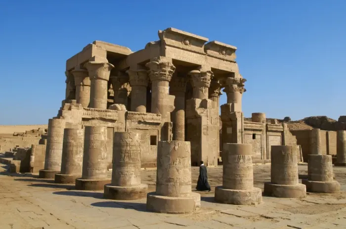 Framed Print : Temple of Sobek and Haroeris, Kom Ombo, Egypt, North Africa, Africa Framed Print : Temple of Sobek and Haroeris, Kom Ombo, Egypt, North Africa, Africa