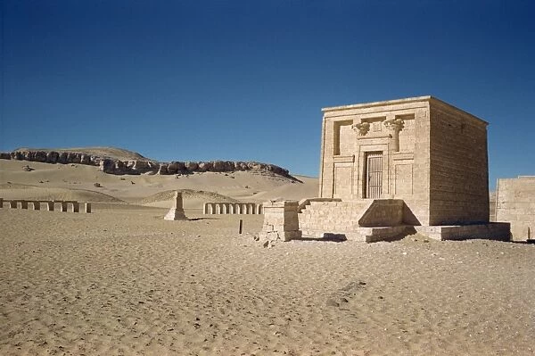 Temple at Tuna el-Gebel, near Ashmunen (Necropolis), Egypt, North Africa, Africa
