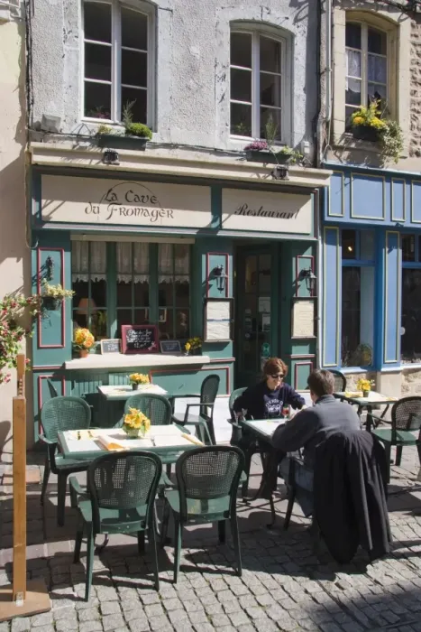 Framed Print : Terrace tables outside the many cafes and restaurants on Rue de Lille in the old quarter of Boulogne, Pas-de-Calais Framed Print : Terrace tables outside the many cafes and restaurants on Rue de Lille in the old quarter of Boulogne, Pas-de-Calais