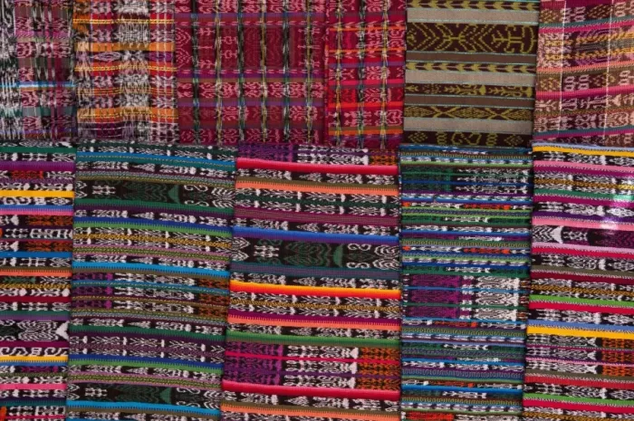 Framed Print : Textiles, San Francisco El Alto, Guatemala, Central America Framed Print : Textiles, San Francisco El Alto, Guatemala, Central America