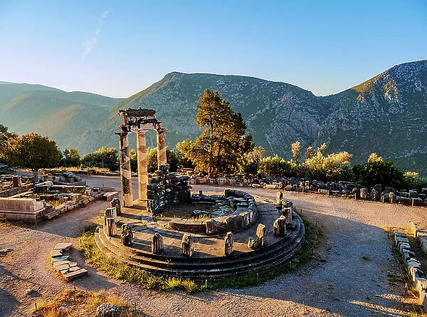 Tholos of Delphi, Temple of Athena Pronaia, sunrise, Delphi, UNESCO World Heritage Site, Phocis, Greece, Europe