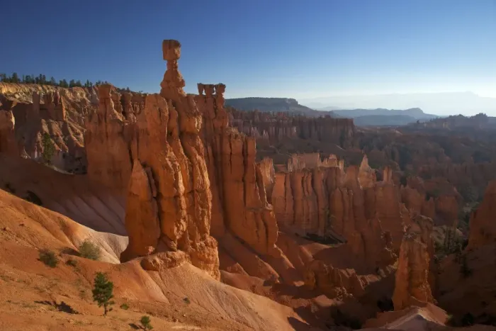 Framed Print : Thors Hammer in early morning from Sunset Point, Bryce Canyon National Park, Utah, United States of America, North America Framed Print : Thors Hammer in early morning from Sunset Point, Bryce Canyon National Park, Utah, United States of America, North America