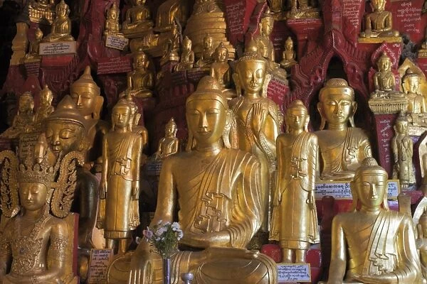 Some of the eight thousand Buddha images inside the caves, Pindaya caves