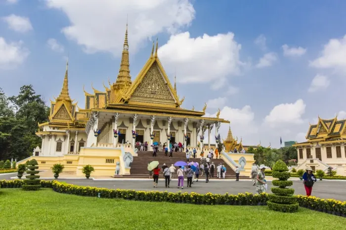 Framed Print : Throne Hall, Royal Palace, in the capital city of Phnom Penh, Cambodia, Indochina, Southeast Asia, Asia Framed Print : Throne Hall, Royal Palace, in the capital city of Phnom Penh, Cambodia, Indochina, Southeast Asia, Asia