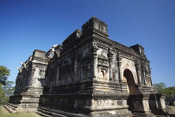 Thuparama (image house), Quadrangle, Polonnaruwa, UNESCO World Heritage Site, North Central Province, Sri Lanka, Asia