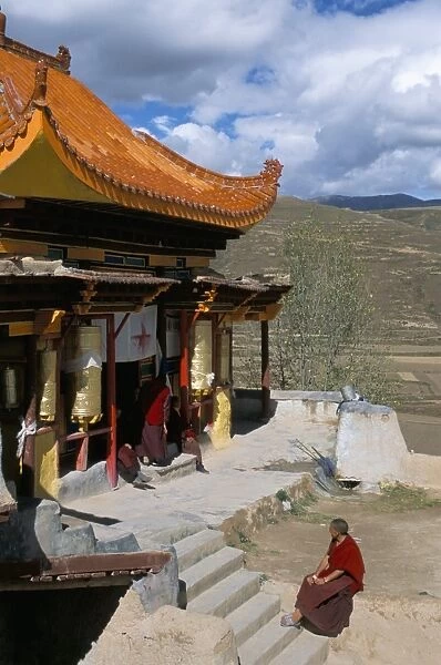 A Tibetan nunnery at Garze, Sichuan Province, China, Asia