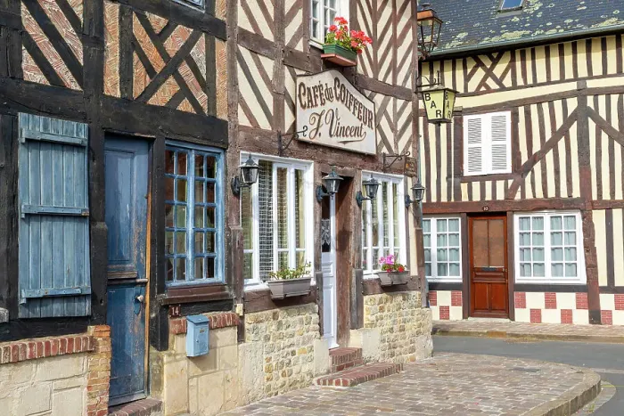 Framed Print : Timbered buildings in the Normandy village of Beuvron-en-Auge, Beuvron-en-Auge, Normandy, France, Europe Framed Print : Timbered buildings in the Normandy village of Beuvron-en-Auge, Beuvron-en-Auge, Normandy, France, Europe