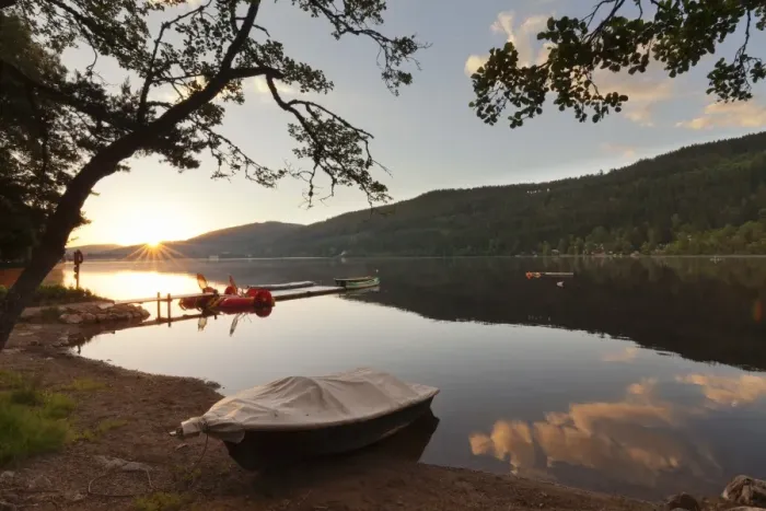 Framed Print : Titisee Lake at sunrise, Black Forest, Baden-Wurttemberg, Germany, Europe Framed Print : Titisee Lake at sunrise, Black Forest, Baden-Wurttemberg, Germany, Europe