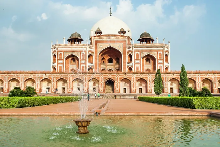 Framed Print : Tomb of Humayun built in 1570, UNESCO, Delhi, India, Asia Framed Print : Tomb of Humayun built in 1570, UNESCO, Delhi, India, Asia