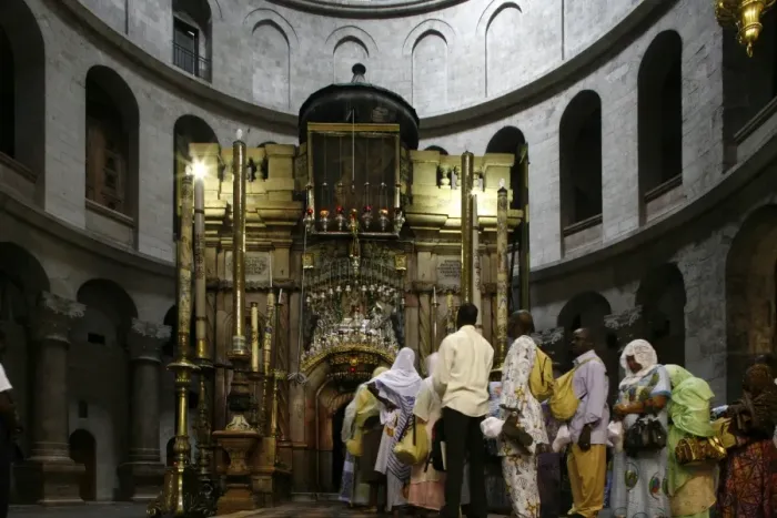 Framed Print : Tomb of Jesus at Church of the Holy Sepulchre, Old City, Jerusalem, Israel, Middle East Framed Print : Tomb of Jesus at Church of the Holy Sepulchre, Old City, Jerusalem, Israel, Middle East
