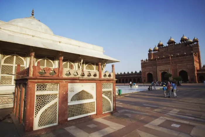 Framed Print : Tomb of Shaikh Salim Chishti in Jama Masjid, Fatehpur Sikri, UNESCO World Heritage Site Framed Print : Tomb of Shaikh Salim Chishti in Jama Masjid, Fatehpur Sikri, UNESCO World Heritage Site