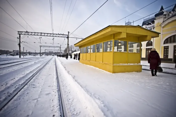 Framed Print : Tomsk Station, Siberia, Russia, Europe Framed Print : Tomsk Station, Siberia, Russia, Europe