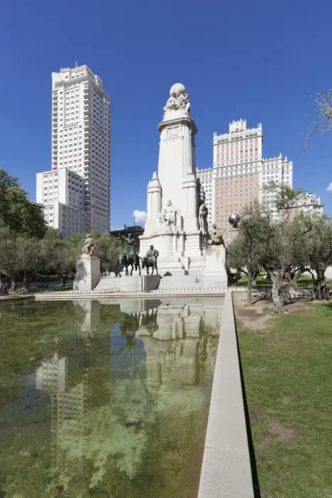 Framed Print : Torre de Madrid and Edificio Espana tower, Cervantes memorial, Plaza de Espana, Madrid