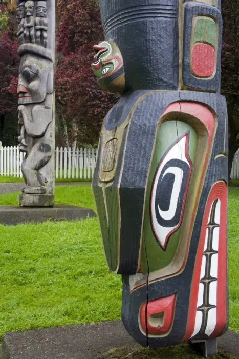 Framed Print : Totem Pole Park, Royal British Columbia Museum, Victoria, Vancouver Island Framed Print : Totem Pole Park, Royal British Columbia Museum, Victoria, Vancouver Island