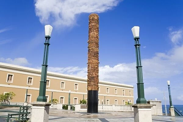 Totem Pole sculpture in Quincentennial Square, Old City of San Juan, Puerto Rico Island, West Indies, United States of America, Central America