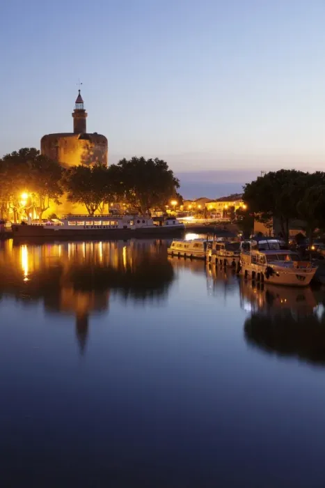Framed Print : Tour de Constance tower, Aigues Mortes, Petit Camargue, Department Gard, Languedoc-Roussillon Framed Print : Tour de Constance tower, Aigues Mortes, Petit Camargue, Department Gard, Languedoc-Roussillon