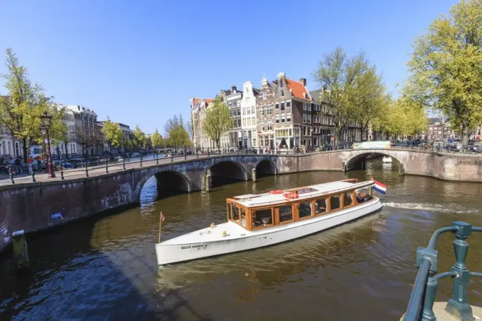 Framed Print : Tourist boat on the Keizersgracht Canal, Amsterdam, Netherlands, Europe Framed Print : Tourist boat on the Keizersgracht Canal, Amsterdam, Netherlands, Europe