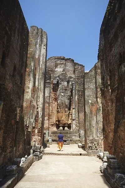 Tourist at Lankatilaka, Polonnaruwa, UNESCO World Heritage Site, North Central Province, Sri Lanka, Asia