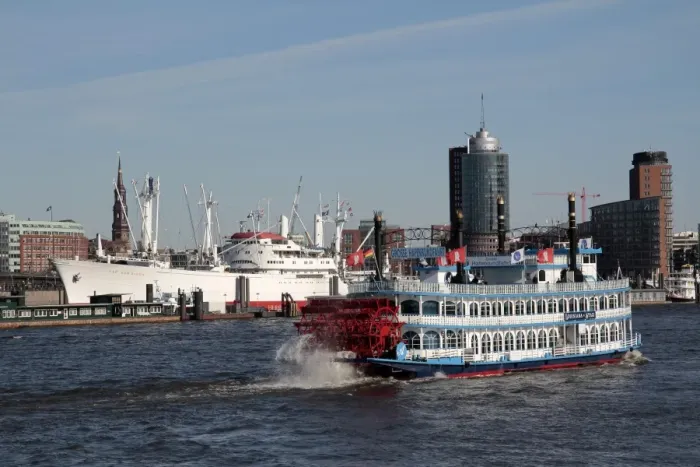 Framed Print : Tourist paddlesteamer on the River Elbe, Hamburg, Germany, Europe