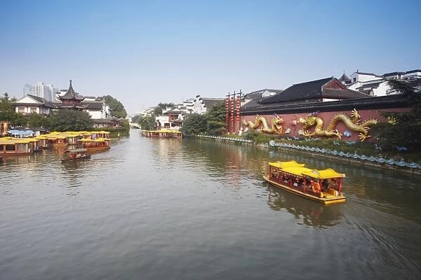 Tourists boats on canal, Fuzi Miao area, Nanjing, Jiangsu, China, Asia