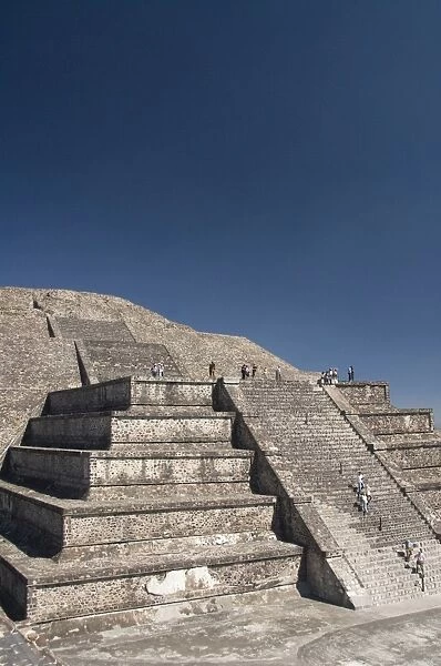 Tourists climbing steps, Pyramid of the Moon, Archaeological Zone of Teotihuacan